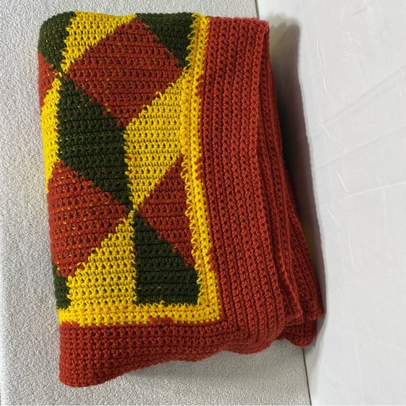 Vintage Handmade Red Yellow Green Geometric Pattern Crochet Afghan Blanket - Picture 12 of 12